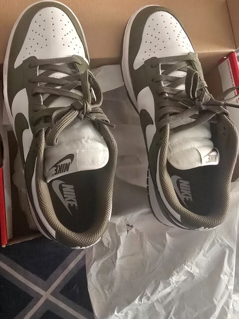 Nike dunks! - Picture 4 of 5
